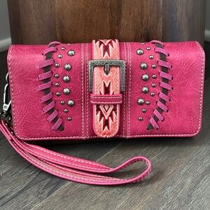 Montana West Tri-fold wristlet,9 card,ID Window,zip coin,cell phone holder,snap